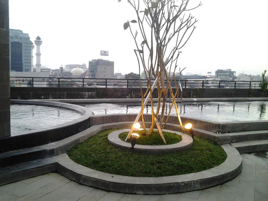 Gino Feruci Braga By Kagum Hotels Bandung Exterior photo